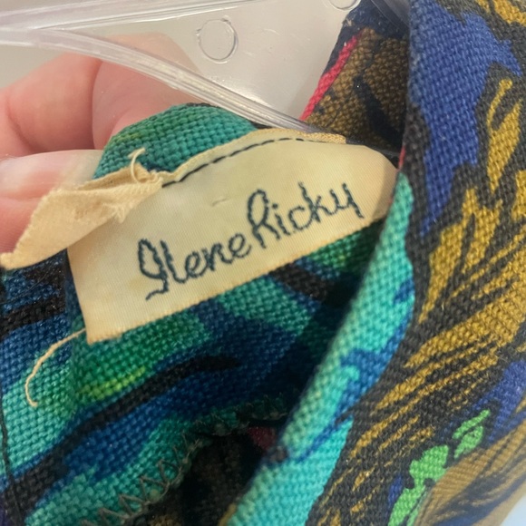 Gorgeous condition vintage Ilene Ricky dress. 1960s. 1950s. Linen floral. - Picture 2 of 7